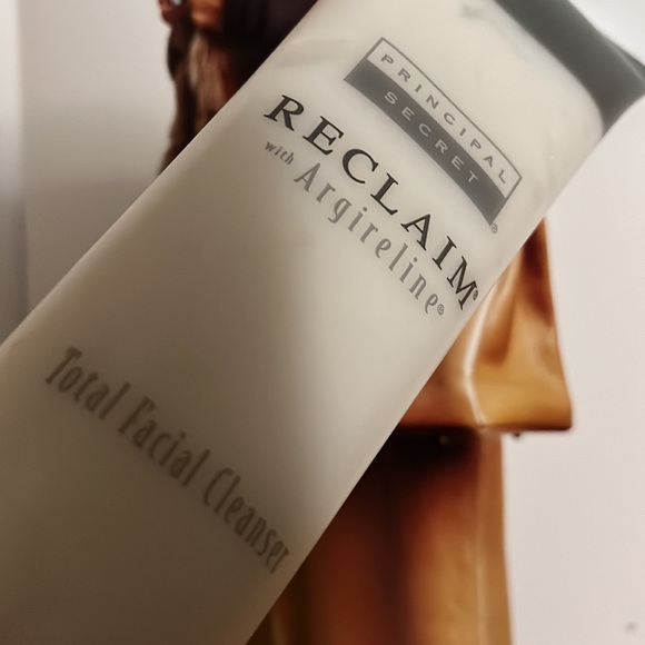 🧖🏼‍♀️ or 🧖🏻‍♂️ • 🧴 Reclaim x For thine face Vibes 🧴• 🧖🏻‍♂️or🧖🏼‍♀️ - Picture 6 of 7